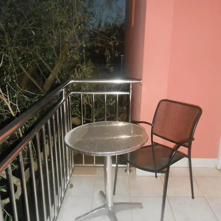 8473c Apartamento Poljana (Ugljan)